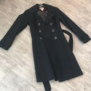 🧥 White House black market trench